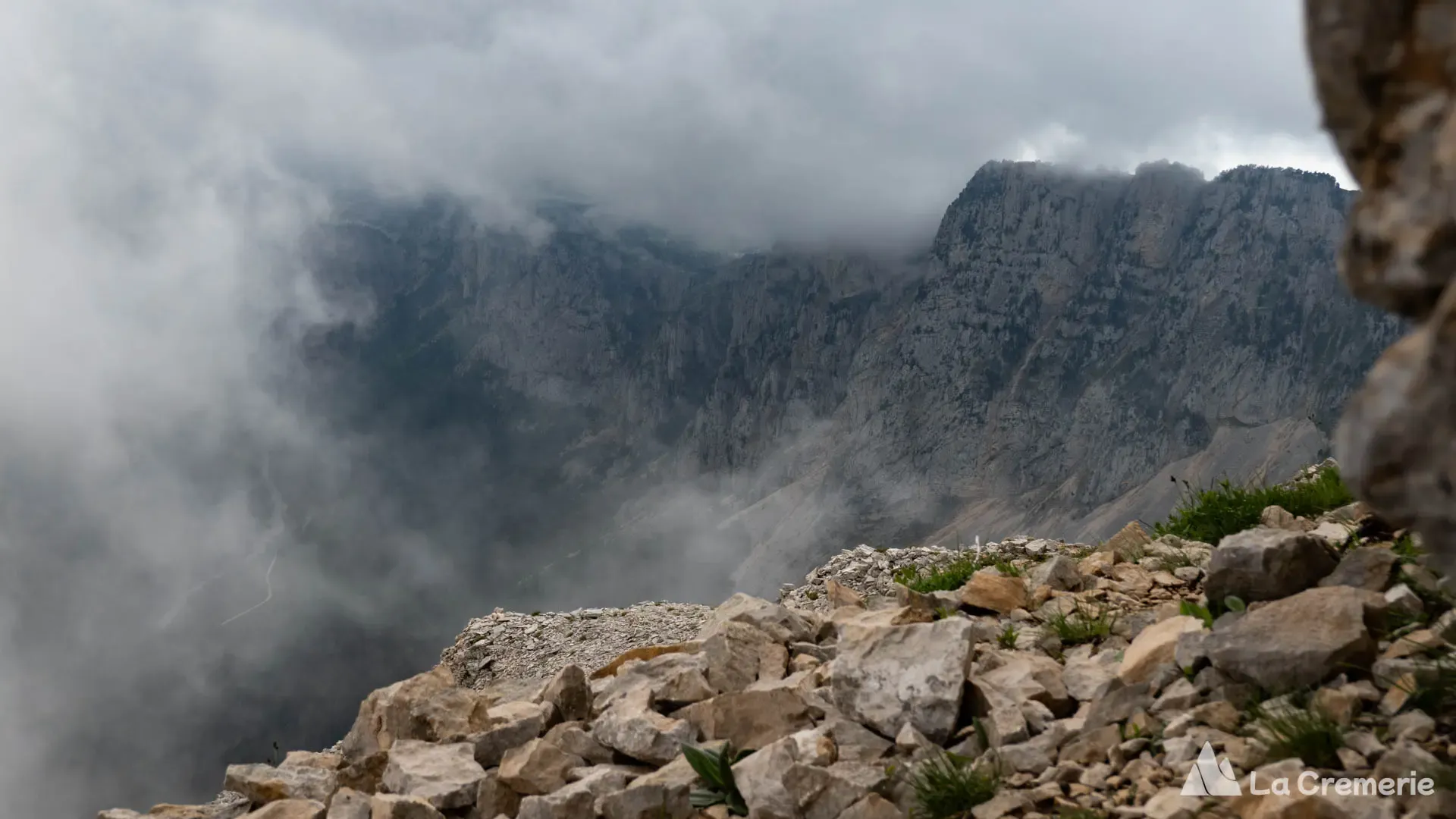 Les Diables TD+ 6a+>5c A1 P2 - Mont Aiguille