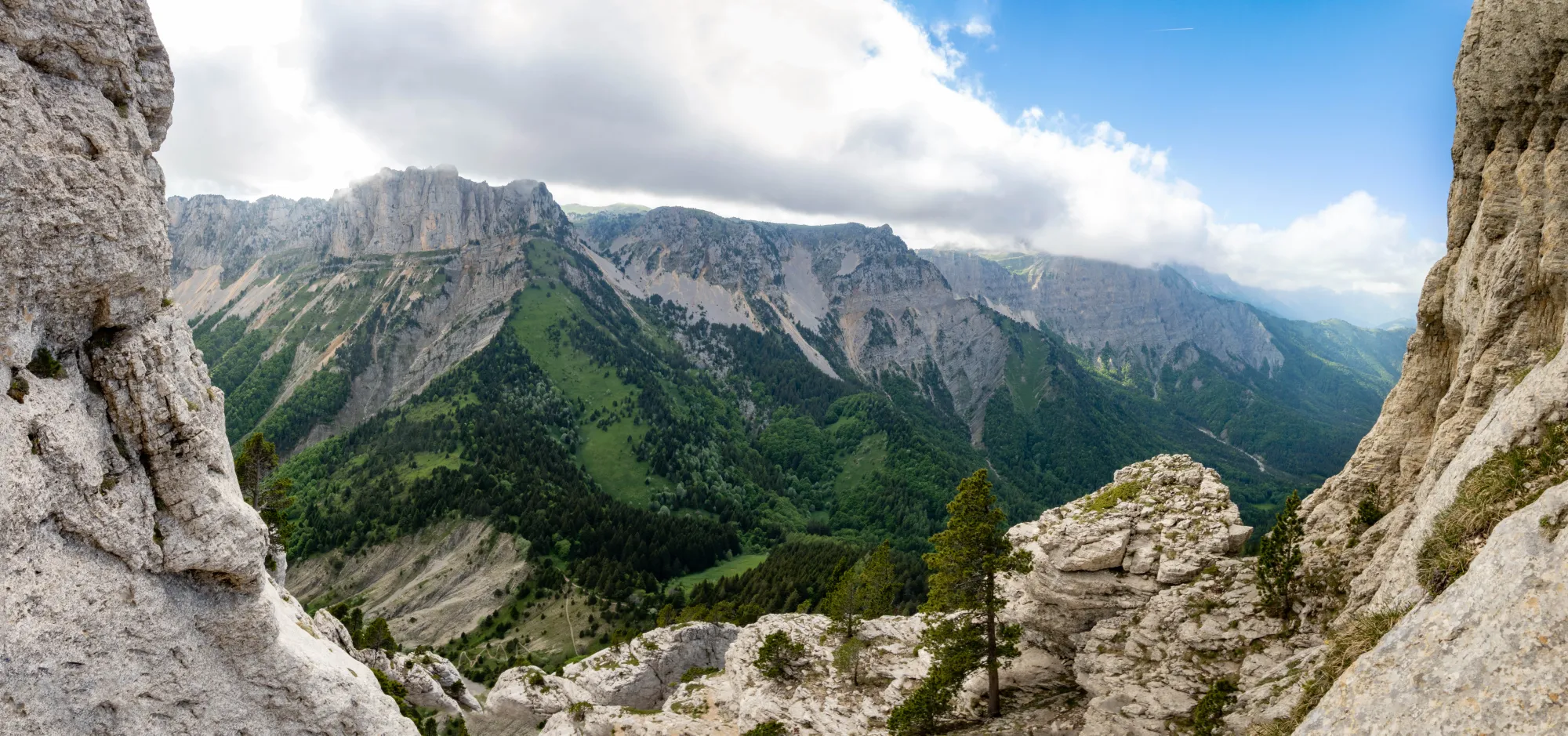 Les Diables TD+ 6a+>5c A1 P2 - Mont Aiguille