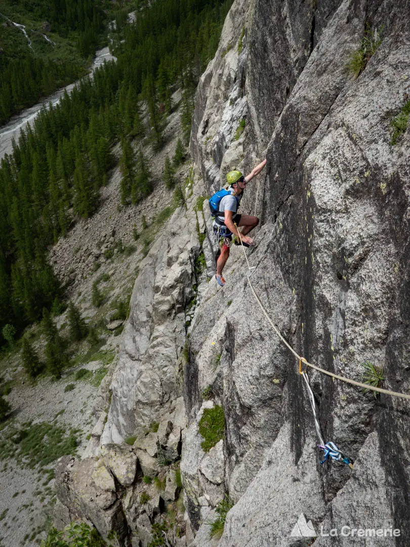 La Nocturne TD+ 6a>5c P2 - Plan des Durs - Ailefroide