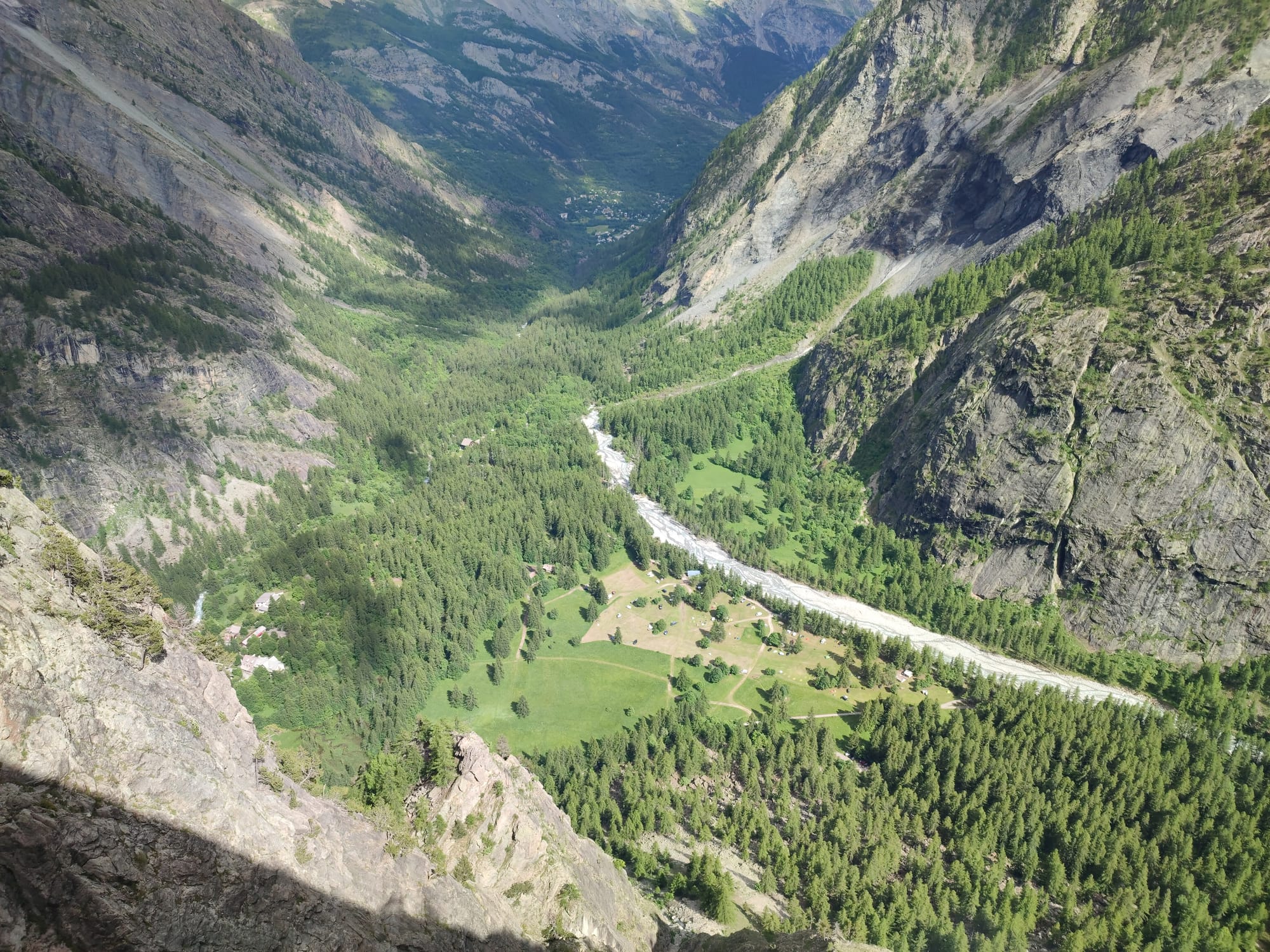 Vallée & Camping d'Ailefroide