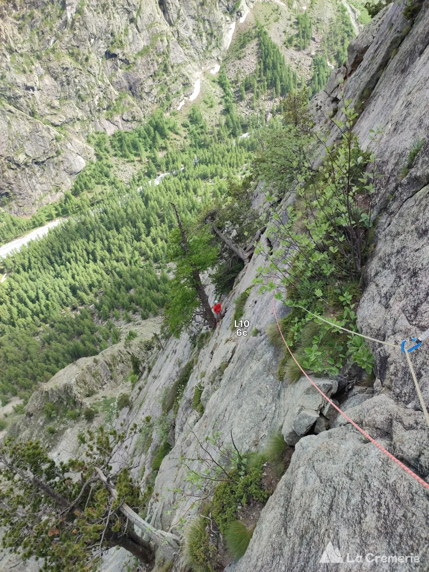 La voie des maîtres ED- 6c+>6b P1 - Palavar - Ailefroide