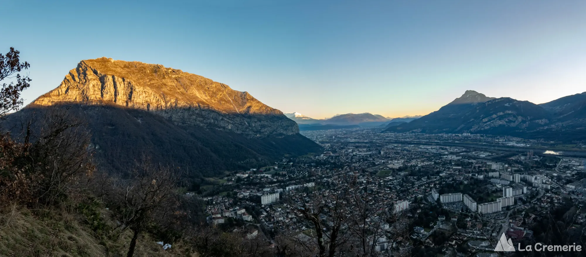 Néron par le sentier des plaques, le Grand Saut et l'arête des Ecureuils