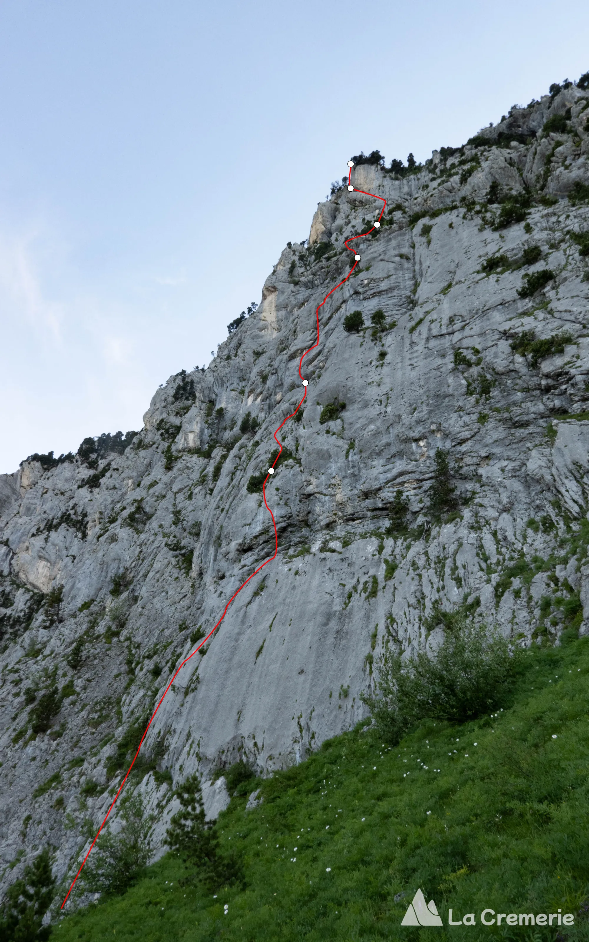 Tracé estimatif de la grande voie d'escalade la Rimbambelle au Dôme de Bellefont en Chartreuse