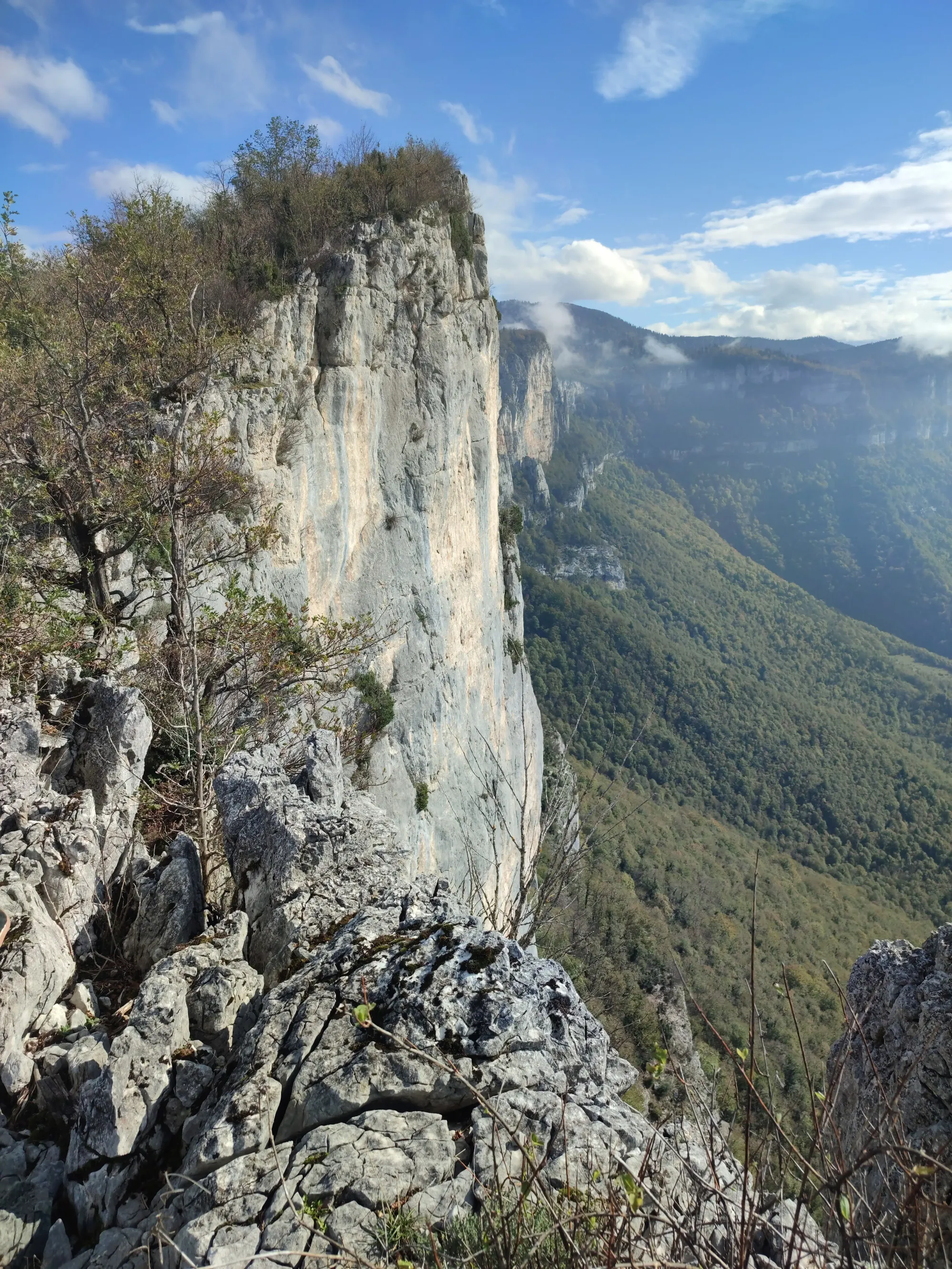 Paroi de Serre Châtelard, massif du Vercors