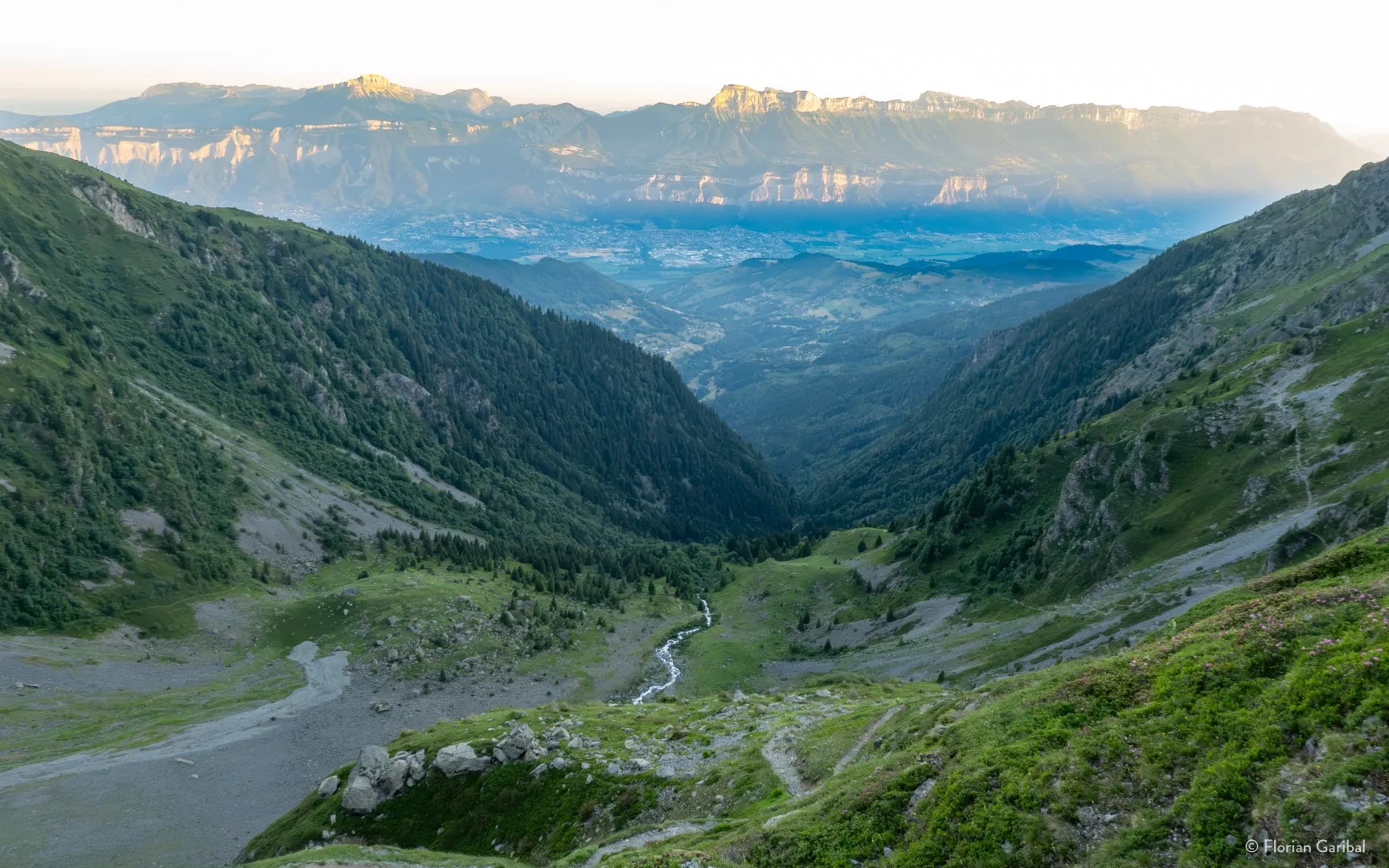 Levé de soleil sur le massif de Chartreuse
